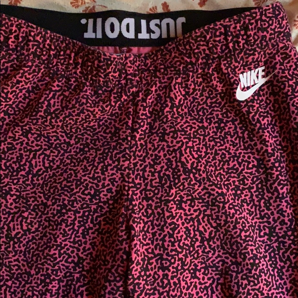 2 pair Nike athletic leggings